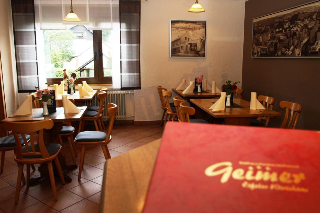Gasthaus Pension Geimer Plütscheid 외부 사진